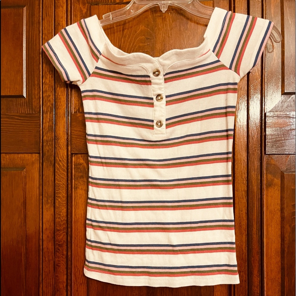 Off the shoulders top